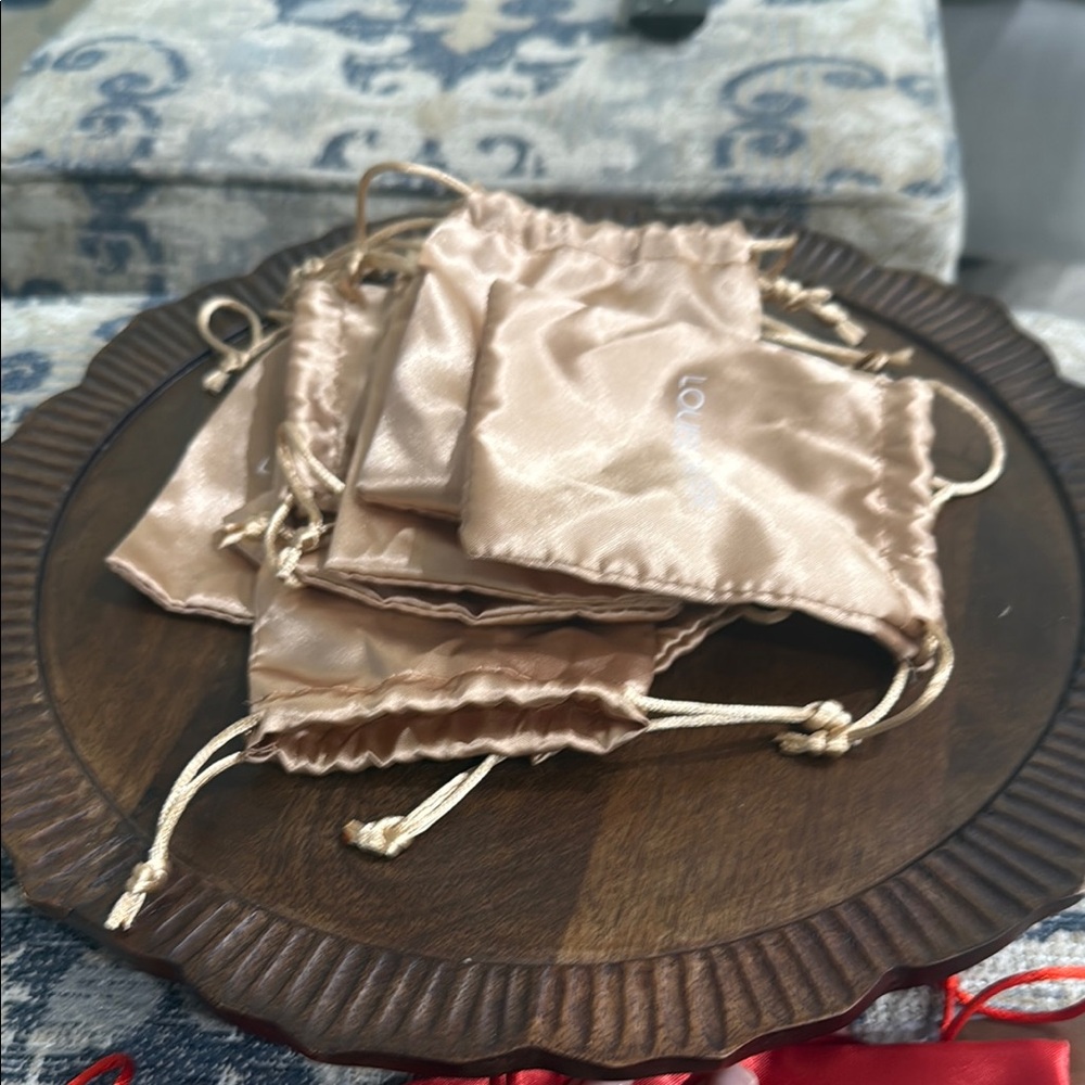 Louise Carter Set of Satin Drawstring Pouches